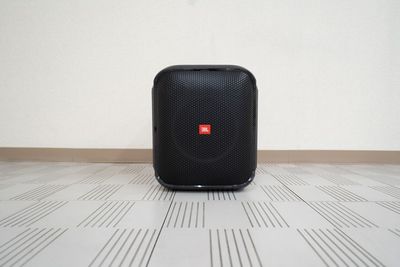 JBL  Bluetooth スピーカー - 完全個室｜パルスダンススタジオ西日暮里 パルスダンススタジオ西日暮里の設備の写真
