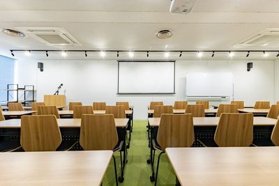 伏見駅1分の格安貸し会議室Nuts 【初めて利用する方限定】名古屋伏見貸し会議室Nutsの室内の写真