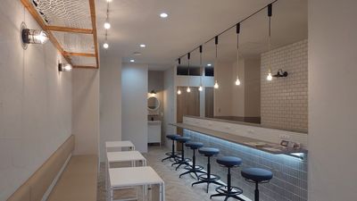 コワーキングエリアの一番奥がパーソナルブースです。 - YAMATO BASE 大和西大寺 コワーキング（EAST） 【１名】パーソナルブース羅城門☆高速Wi-Fi！ウェビナーに最適の室内の写真