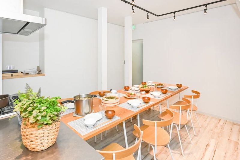 本格的なアイランドキッチン - コワーキングスペース　Stand up吉祥寺