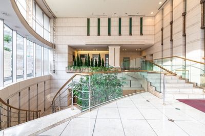 BIZcomfort千葉駅前 大会議室（6名用）の入口の写真