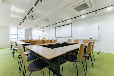 名古屋伏見貸し会議室Nuts 【2回目以上のリピーター様】名古屋伏見駅1分の格安貸し会議室の室内の写真