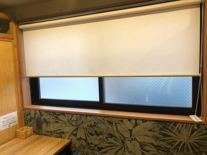 【R-６】１名_鍵付きの広々個室ブース_神戸駅前スキマ - 神戸駅前コワーキングスペース Suki_ma（スキマ）