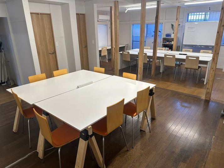 【東高円寺にあるコワーキングスペース】完全個室のテレカンブースB - ミライノベース