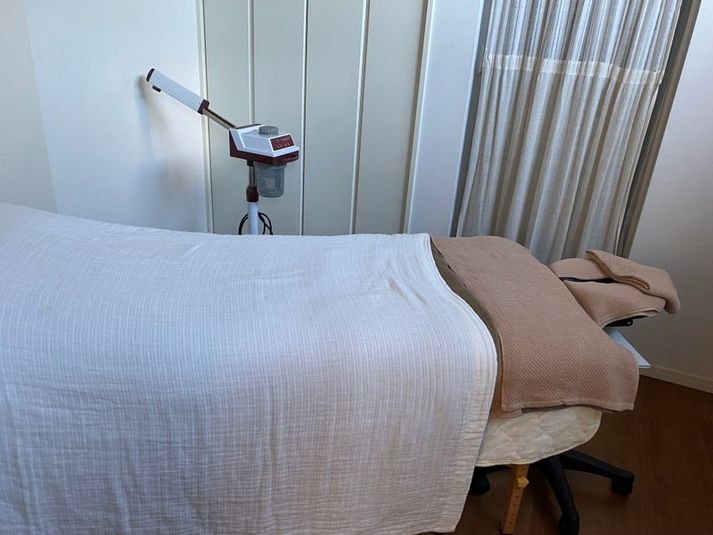 エステルーム。ヨガ等に使えるフリースペースあり！ワンフロア貸し - 坂の上ハウス2階