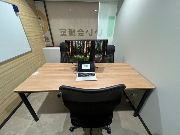 いい会議室 赤坂見附 【赤坂見附駅すぐの会議室◎】1名利用＜RoomC＞ の室内の写真