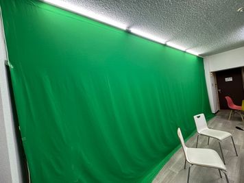 背景用照明があるのでキレイに合成しやすい。 - 撮影スタジオ シャナナの室内の写真