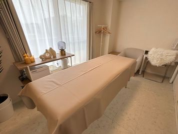 防水ベッドカバー - レンタルサロンPixel柏の設備の写真