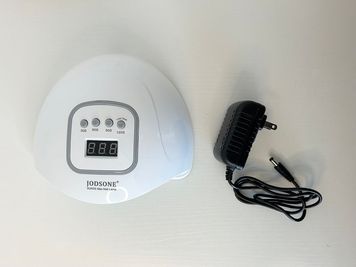 ネイル用UVライト - レンタルサロンPixel柏の設備の写真