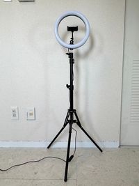LED三脚 - レンタルサロンPixel柏の設備の写真