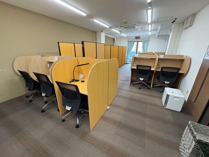 勉強カフェ神戸三宮駅前スタジオの（自習や作業専用スペース） - 勉強カフェ神戸三宮駅前駅前スタジオ