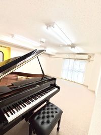 駅から徒歩1分‼️グランドピアノ完備の防音レンタルスタジオ🎹🎻 - 音楽教室　トライアングル