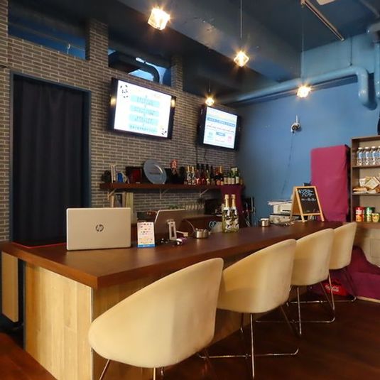 テーブル・チップ・トランプ完備のレンタルスペース - じゃんけんポーカー水道橋店