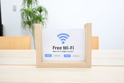 無料でWi-Fiを利用可能。有線LANもございます。 - Grid9 秋葉原 ポップアップストア・ギャラリー・イベント・撮影・会議室の設備の写真