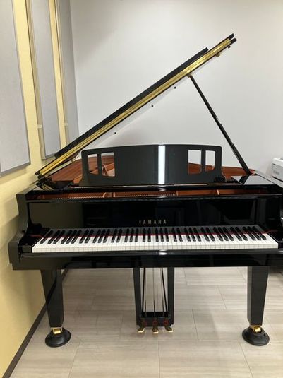 グランドピアノの演奏ができるスペース - 長崎ココウォークセンター