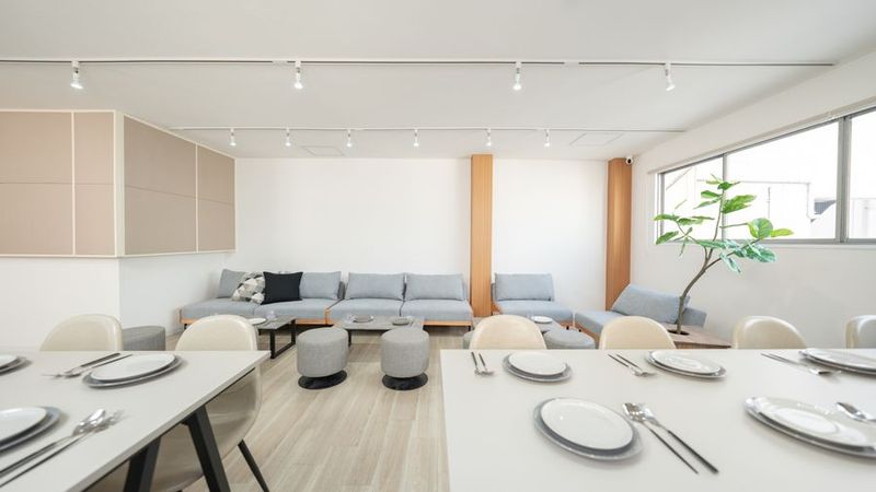 ひろこばぁちゃんのスペース心斎橋店 - ひろこばぁちゃんのスペース心斎橋店