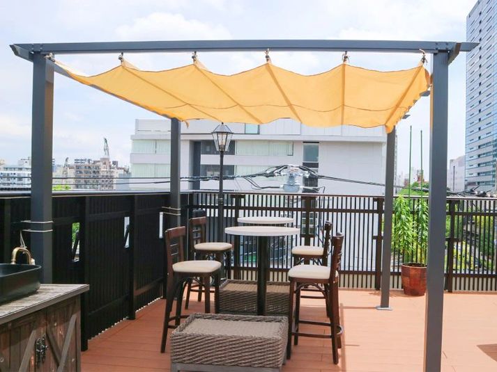 開放感溢れる武蔵小杉の屋上スペース - オフィスム屋上