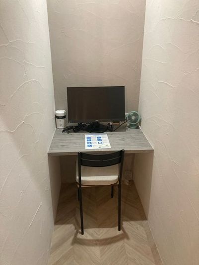 【１名】パーソナルブース羅城門☆高速Wi-Fi！ウェビナーに最適 - YAMATO BASE 大和西大寺 コワーキング（EAST）