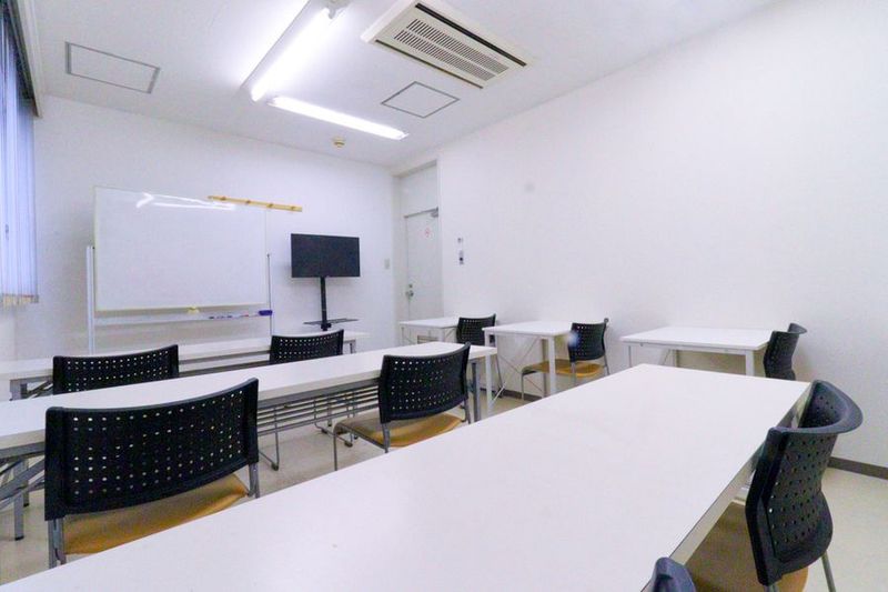 ふれあい貸し会議室 心斎橋C - ふれあい貸し会議室 心斎橋DH