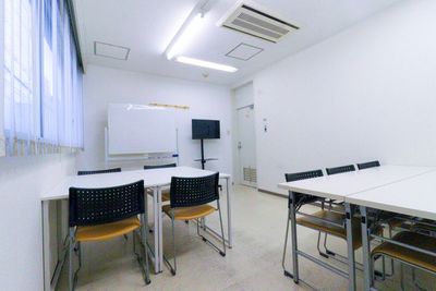 ふれあい貸し会議室 心斎橋DH ふれあい貸し会議室 心斎橋Cの室内の写真
