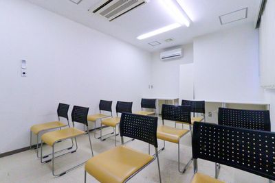 ふれあい貸し会議室 心斎橋DH ふれあい貸し会議室 心斎橋Cの室内の写真