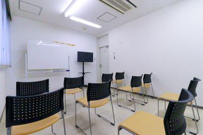 ふれあい貸し会議室 心斎橋DH ふれあい貸し会議室 心斎橋Cの室内の写真