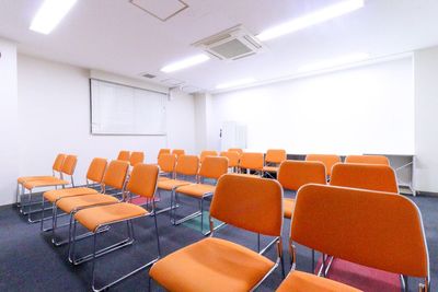 ふれあい貸し会議室 心斎橋DH ふれあい貸し会議室 心斎橋Dの室内の写真