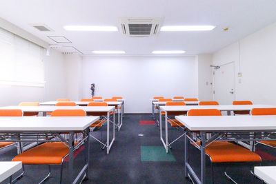ふれあい貸し会議室 心斎橋DH ふれあい貸し会議室 心斎橋Dの室内の写真