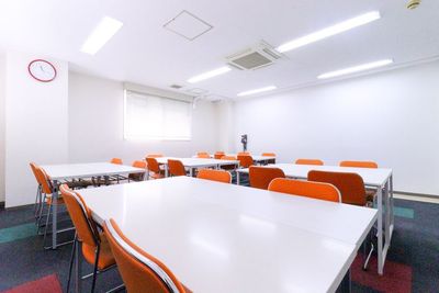 ふれあい貸し会議室 心斎橋DH ふれあい貸し会議室 心斎橋Dの室内の写真