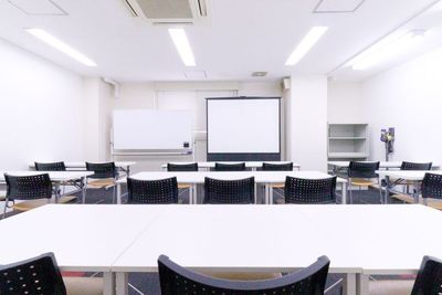 ふれあい貸し会議室 心斎橋DH ふれあい貸し会議室 心斎橋Eの室内の写真