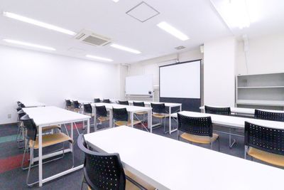 ふれあい貸し会議室 心斎橋DH ふれあい貸し会議室 心斎橋Eの室内の写真