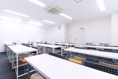 ふれあい貸し会議室 心斎橋DH ふれあい貸し会議室 心斎橋Eの室内の写真