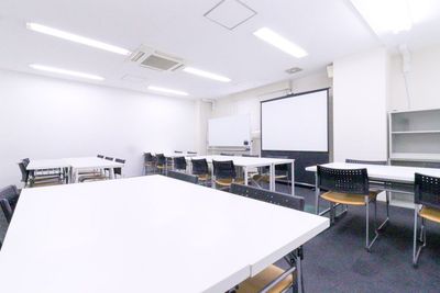 ふれあい貸し会議室 心斎橋DH ふれあい貸し会議室 心斎橋Eの室内の写真