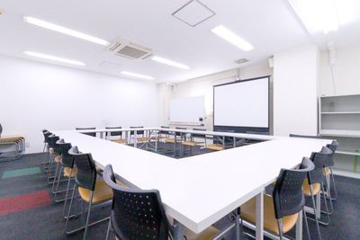 ふれあい貸し会議室 心斎橋DH ふれあい貸し会議室 心斎橋Eの室内の写真