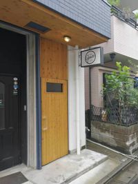 THINK SPACE 東京 撮影動画Cスタジオ・会議室の入口の写真