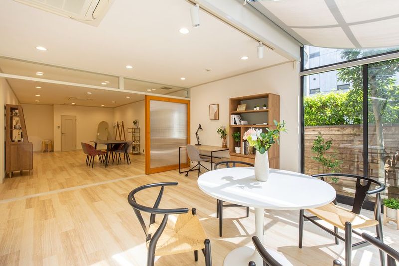 青山ローズガーデンスタジオ - 青山ローズガーデンスタジオ