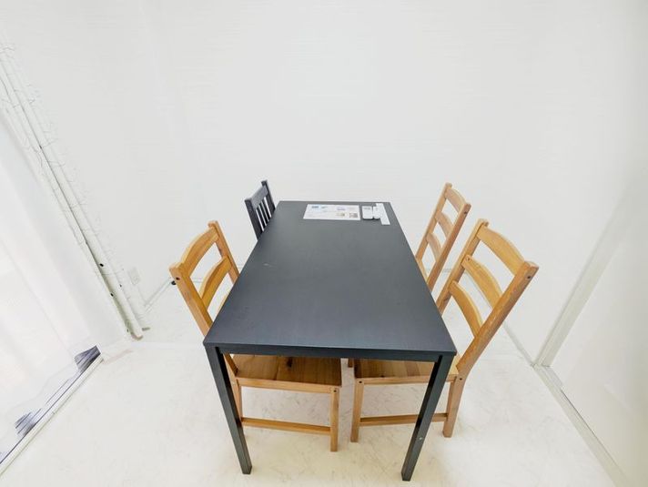 梅田ミーティングスペースD304 - ミーティングスペースD304