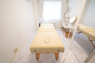 ・部屋全体 - レンタルサロンRENTARO阿佐ヶ谷店 完全個室プライベートサロンの室内の写真