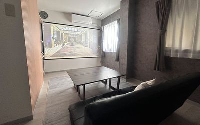 防犯カメラなし⚡デート💕100インチスクリーン⚡推し活💕動画鑑賞🎬ゲーム🎮ゴミ捨て場あり✨ - Comfy天満