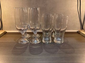 グラス類 - Tokyo Guesthouse HIVE Cafe＆Bar HIVEの室内の写真