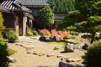 旅館 土と糸 麻績村レンタル古民家の室内の写真