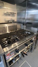 業務用ガスコンロ - 静波食堂コミニュティスペース 静波食堂レンタルキッチン🍴＆🏠スペースの設備の写真