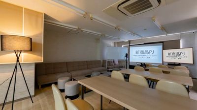 映画・ドラマ鑑賞会・商品発表会・ミーティングなどに
(画像はリニューアル前) - ひろこばぁちゃんのスペース心斎橋店の室内の写真