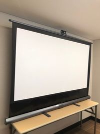 スクリーン - ホテルマイステイズプレミア成田内　貸会議室 アイリスルームの設備の写真
