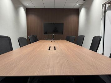 駅近！ハイクラスオフィスビル12階にある、おしゃれな会議室付きスペース - レンタルスペース　medi☆ST（メディスタ）