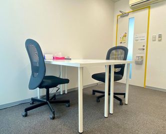 完全個室！角部屋なので集中して打ち合わせ・作業ができます◎ - アスパ日本橋オフィス