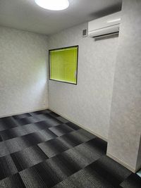 URI OFFICE URI OFFICE 303号室の室内の写真