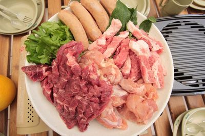 芝生付屋上 CAFE/BBQ🌈 【ガーデンテラスsumika】 西明石駅  お昼に屋上でゆったり  一人 800円/時間  4名の室内の写真