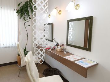 メイク直し - Salon de ridomi（サロン　ド　リドミ） Salon de ridomi（サロン　ド　リドミ）新瑞橋店の室内の写真