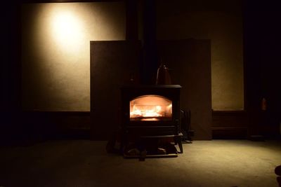 旅館 土と糸 麻績村レンタル古民家の室内の写真
